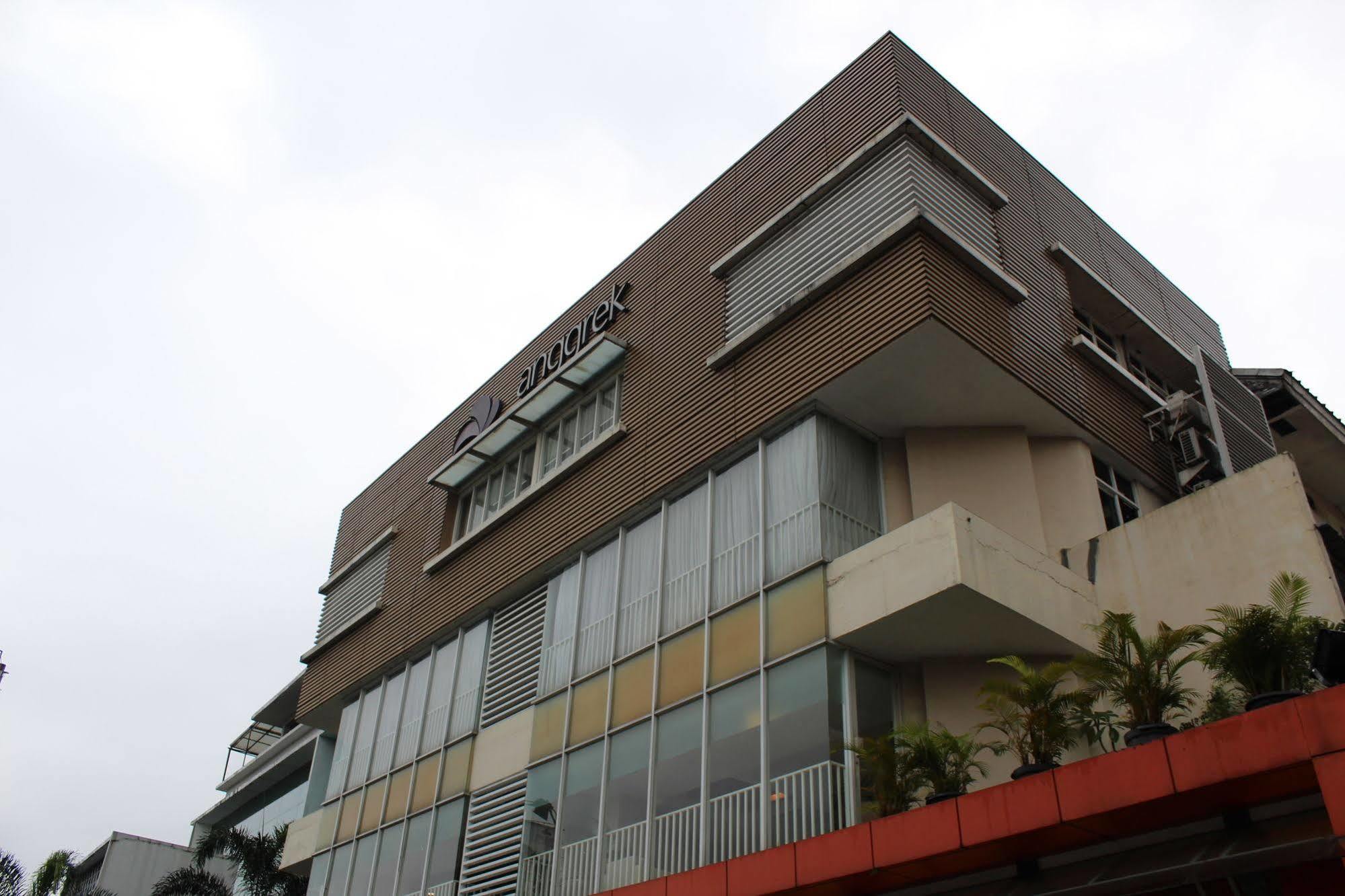 בנדונג Anggrek Shopping Hotel מראה חיצוני תמונה